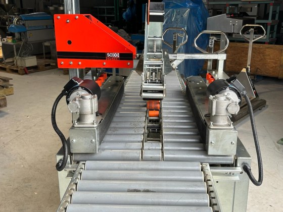 Soco T10 Case Sealer Infeed Outfeed Gravity Conveyors Pic 02